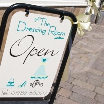 Colne based Independant Clothing shop. Selling second hand designer and vintage clothing/shoes and new scarves, jewellery and bags.
