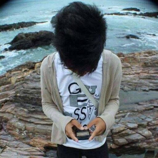 Muhammad Bagaz Ardiansyah Pratama 10011999