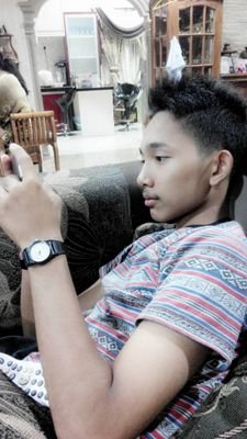 wechat ID: Oliver459 follow my IG: shah_naeem