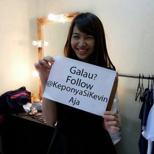 Galau galauan bareng yuk sama saya :)