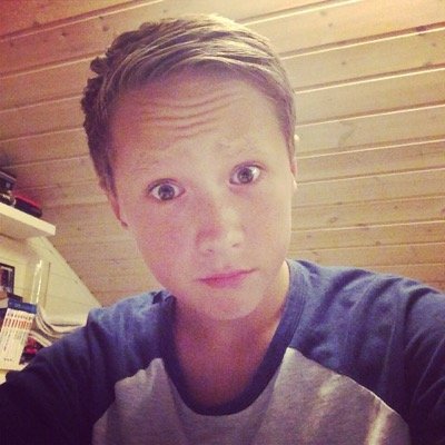 Chelsea fan from Norway ❤️ Love playing FIFA15 and stuff.