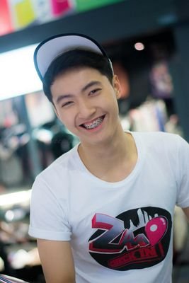 iG : bassommm , Facebook , fanpage : Basso peeranut #lovesicktheseries #zaa_check_in 041038