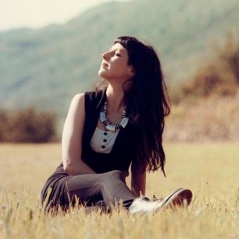 Ludy_viine's profile picture. Seul on avance plus vite, ensemble on avance plus loin #Follow #Retweet #TT #Followback