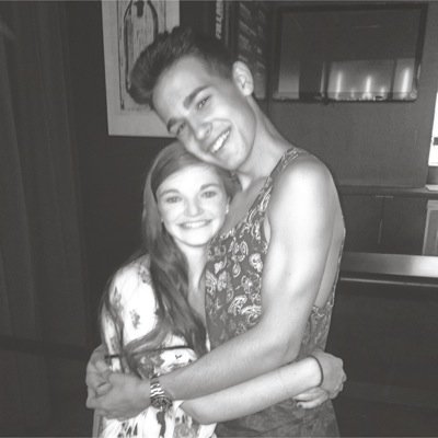 that jacob whitesides kid is kinda cute