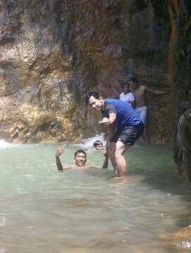 Fahri_Rose's profile picture. I HATE 12