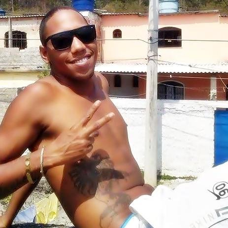Aquele que ñ tem medo de perguntar nada p/ ngm eh que procura aproveitar a vida ao máximo, sem se arrepender do que fez mas sim do não fez