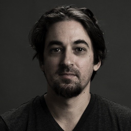 Director, Artist, Father of 4 #YourMomsFavorite #never_runtooslow