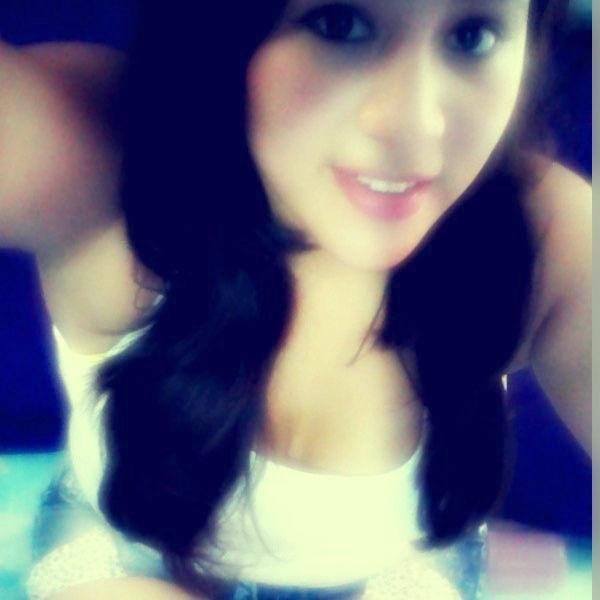 Name: Yovana ..... Edad: 19 ....Comprende,ven y vive mis locuras...