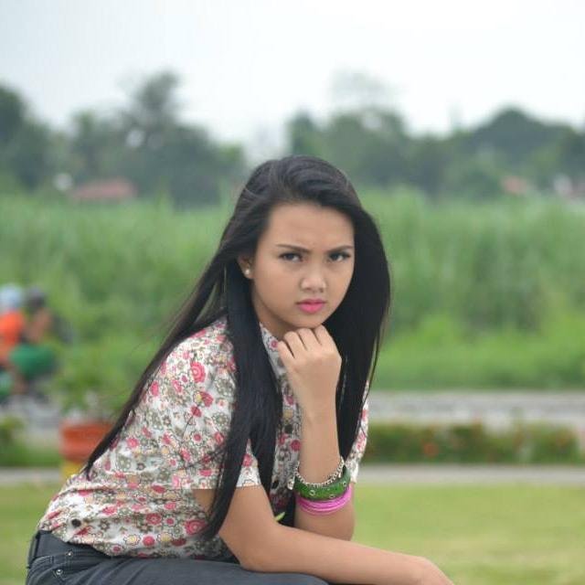 hey am a girl who thinks crazy HAHAH
thinks positive n' normally great

http://t.co/OPx2oTscdZ  #mariah jaeng :)  http://t.co/bFYh6kWYuh