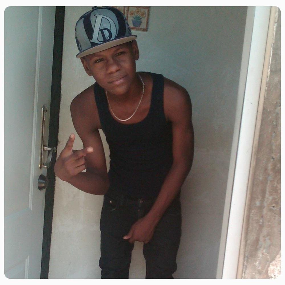 Yo Soy Sonidista a En Facebook Y mI lOCO Chamakito Likes somo los mas duro junto ha mr brother mr lokid junior rosario no cojenmo esa