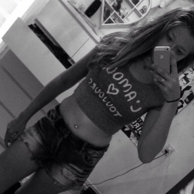 lieve tess , je bent echt heel speciaal voor me geworden deze 2 jaartjes! I love you x @hvjzoex