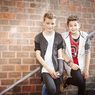 7 Bambinos supporting @BarsAndMelody follow our own acc's. @BAMFan_2014 @ThomasTrigwell @KirstyLeondre1 @EllieBeane @lydiaxxx12 @sophie6987 @eleanorhutchin3 ❤UK