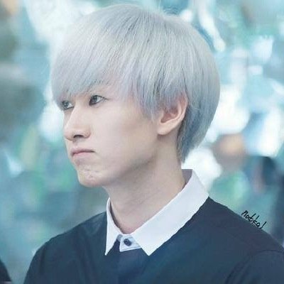 안녕하세요 여러분 , 저는 앞랗에요 , 14살에요 , 리비아에요 , 만나서 반가워요 모두 SUPER JUNIOR MY LIFE. HYUK JAE MY OPPA❤️