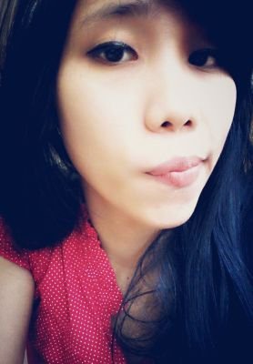 devitasyarief's profile picture. Loving arts, food & life!