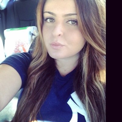 larax0's profile picture. 