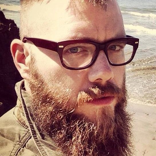 computersays_no's profile picture. You can take a girl out of the Honky-Tonk, but you can't take the Honky-Tonk out of the girl.