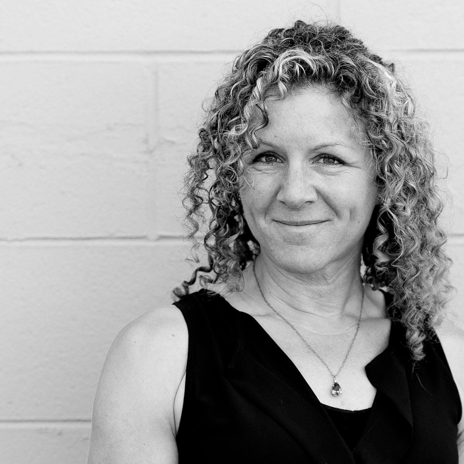 Mom. Writer. Communications strategist. Skier, yogi, cyclist, sometimes quilter.