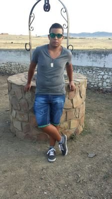 Estudiante de Derecho de la URJC. Presidente de NNGG del Partido Popular de Velilla de San Antonio. La politica y las leyes son mi pasión.