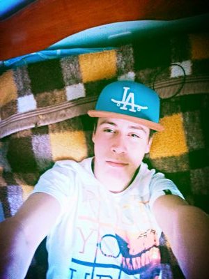ela procura um pricipe encantado, mas qem ela qer é um plebeu    watts 51 97172157
