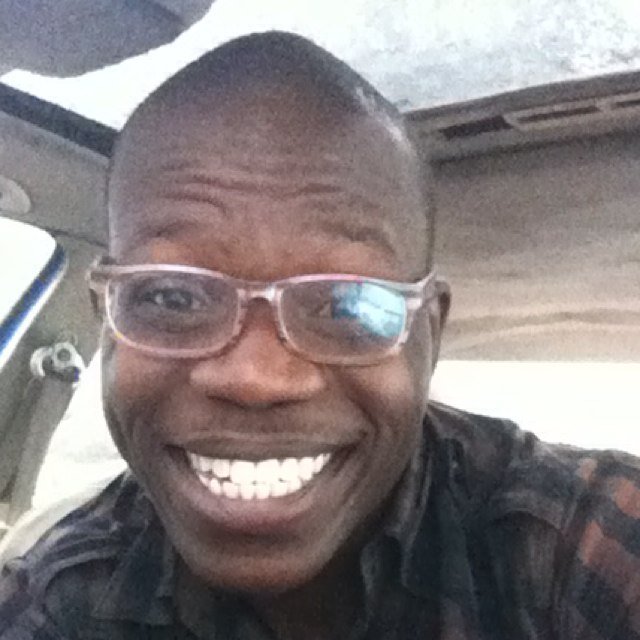5ft 9inches tall,sexy απϑ smart! I flow ℓIKE a butterfly απϑ sting ℓIKE a bee.Aspirations R 2 be ur bestfriend. D world would be a better place if every1 had a