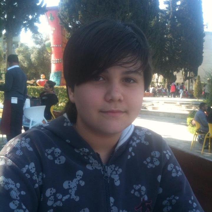 hello ım arda ı like one direction and zendaya and bella or disney channel stars