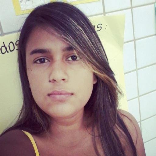 Descrições só servem para limitar quem você realmente é. (: - apaixonada pelo  @thiaguinhocomth c9 & casada com #LucianoGuedes sz