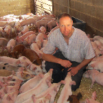 Arable/pig farmer in mid Suffolk. Married father of 3 -Farming/wildlife/nature/cider drinker