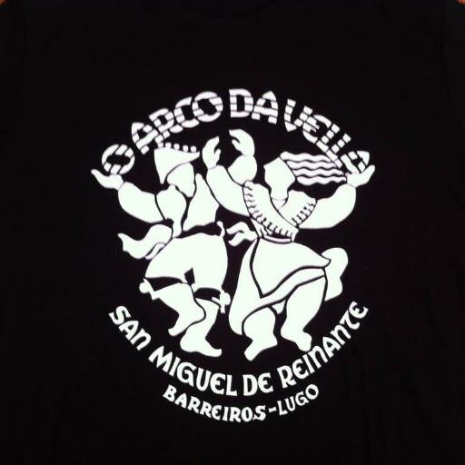 afoarcodavella's profile picture. Fundada no ano 1.980, a Agrupación Folclórica O Arco da Vella nace coas fins primordiais da defensa e promoción do folclore galego no seu ámbito de influencia