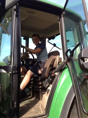 John deere powerrr !! Doe wat je niet laten kunt, this later als je denkt.  best mattie yordie