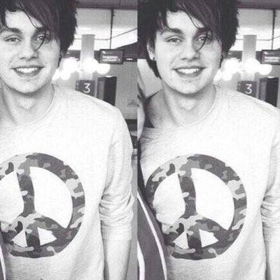 i gave you a free follow to help you gain so follow @damnastxn for me please
