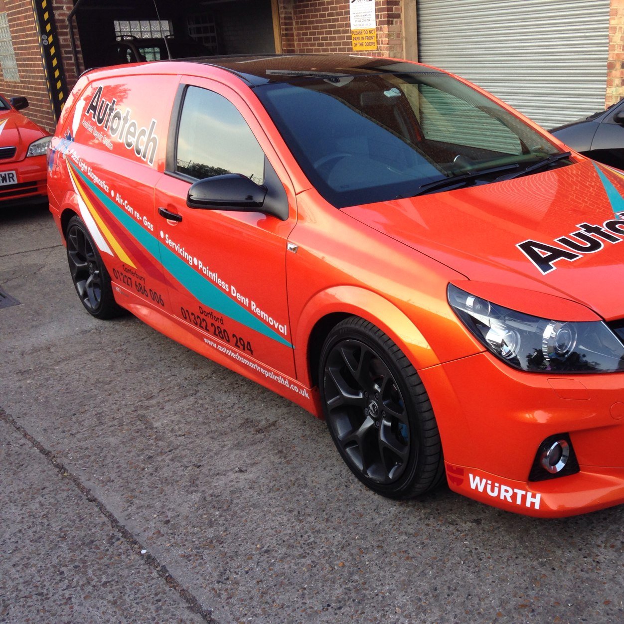 AutotechScott's profile picture. RACE CAR REPAIRER Tracker and camera installer accident repairer servicing air con the lot