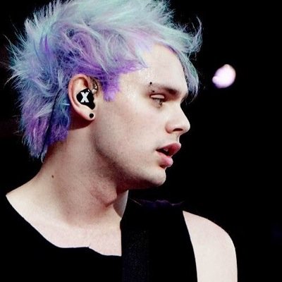 JamesWatersWH's profile picture. Taken^~^