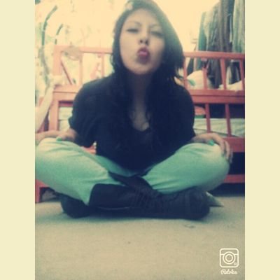 Facebook: Sandy Rubi Ü