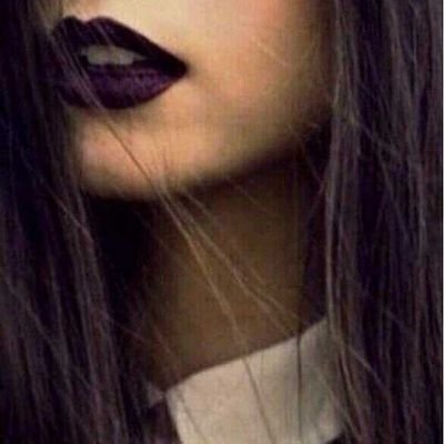 ‏‏​للصمت لغہ'ه  لآ يتكلم بها إلا من ذآق متاعب الدنيآ ٰ..