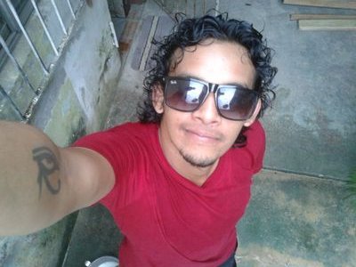 Aiana. Hombridade. Felicidade. 
o amor é importante, porra!