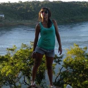 karycre10's profile picture. 