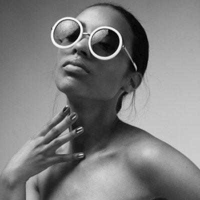 Elise Lucas is a young Belgian Fashion Designer.