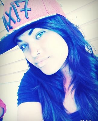 adoorro andar e skate  e dançar