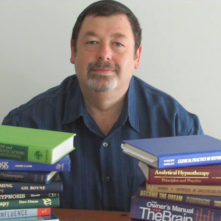 Alex Hertzberg is a clinical hypnotherapist therapeutic hypnosis whose goal is to help clients experience positive changes & to achieve their goals.
