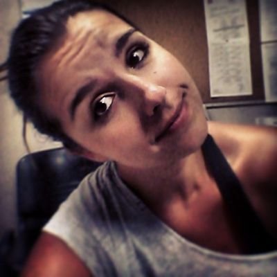 StefanyNanou's profile picture. 