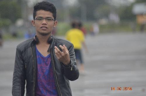 Di tinggal kan sama sakitnya saat meninggalkan kan..