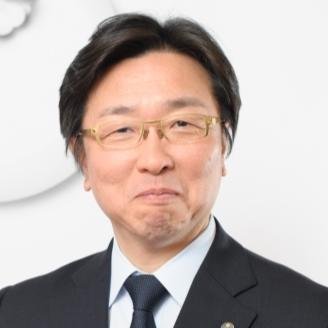 平成１０年より神戸市中央区で税理士事務所をやっています。神戸生まれの神戸育ち。
