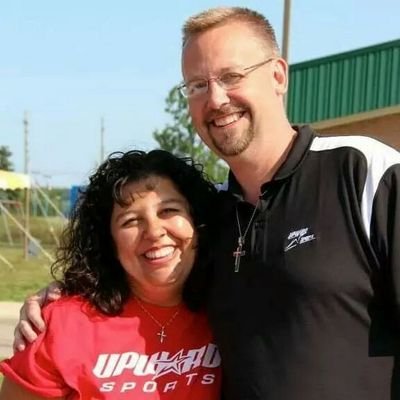Husband to Suzy and PROUD father of 9 awesome kids team Knickelbein! Most importantly,  redeemed child of God!