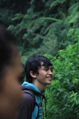 berharap bisa mewujudkan kehidupan yang paling diinginkan, bukan hidup atas keinginan orang lain terhadap saya