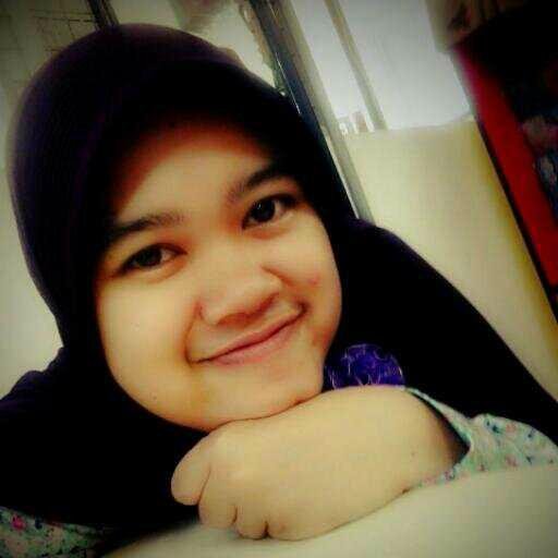 piano teacher @duniapcms | owner @RumahJilbabFika