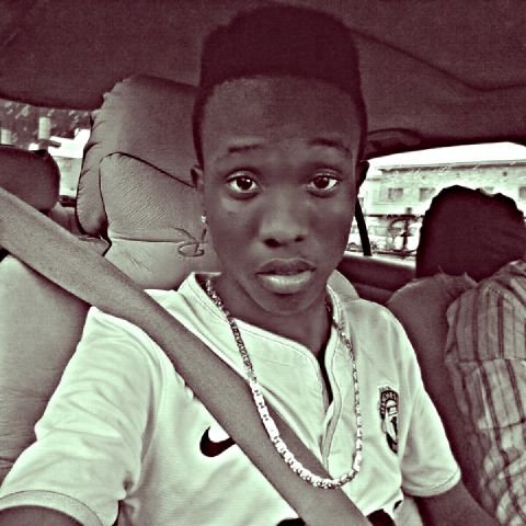 Instagram:bieyolar. Vry kul headed..Tune Fan...