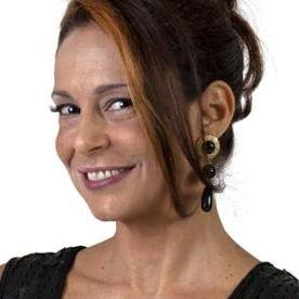 Estou aqui por que quero! e nada de brincadeiras comigo.