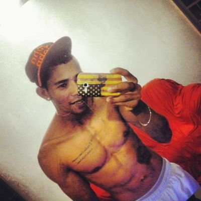 Faço Das Minhas Rimas o Meu Mundo #Fank#Ostentação