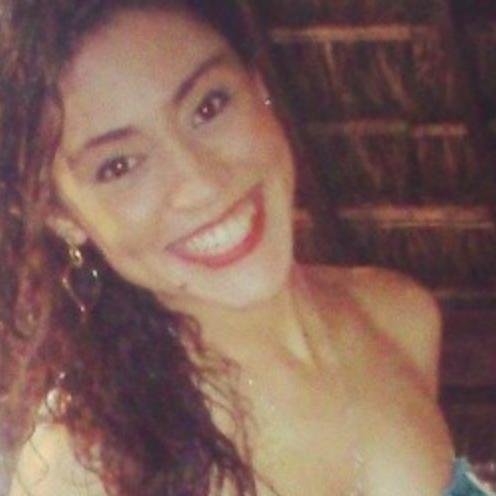 Uma Estudante de Turismo e Administração,Louca por Esportes,Carioca porém morando em Natal!♥