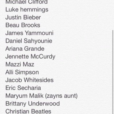 hey message from @ashhftniall and i just wanted to ask if you would retweet the link below